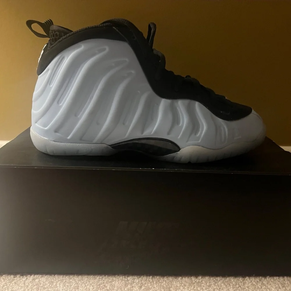 Kids Nike Little Posite One (PS) Size 2Y - Picture 2 of 11